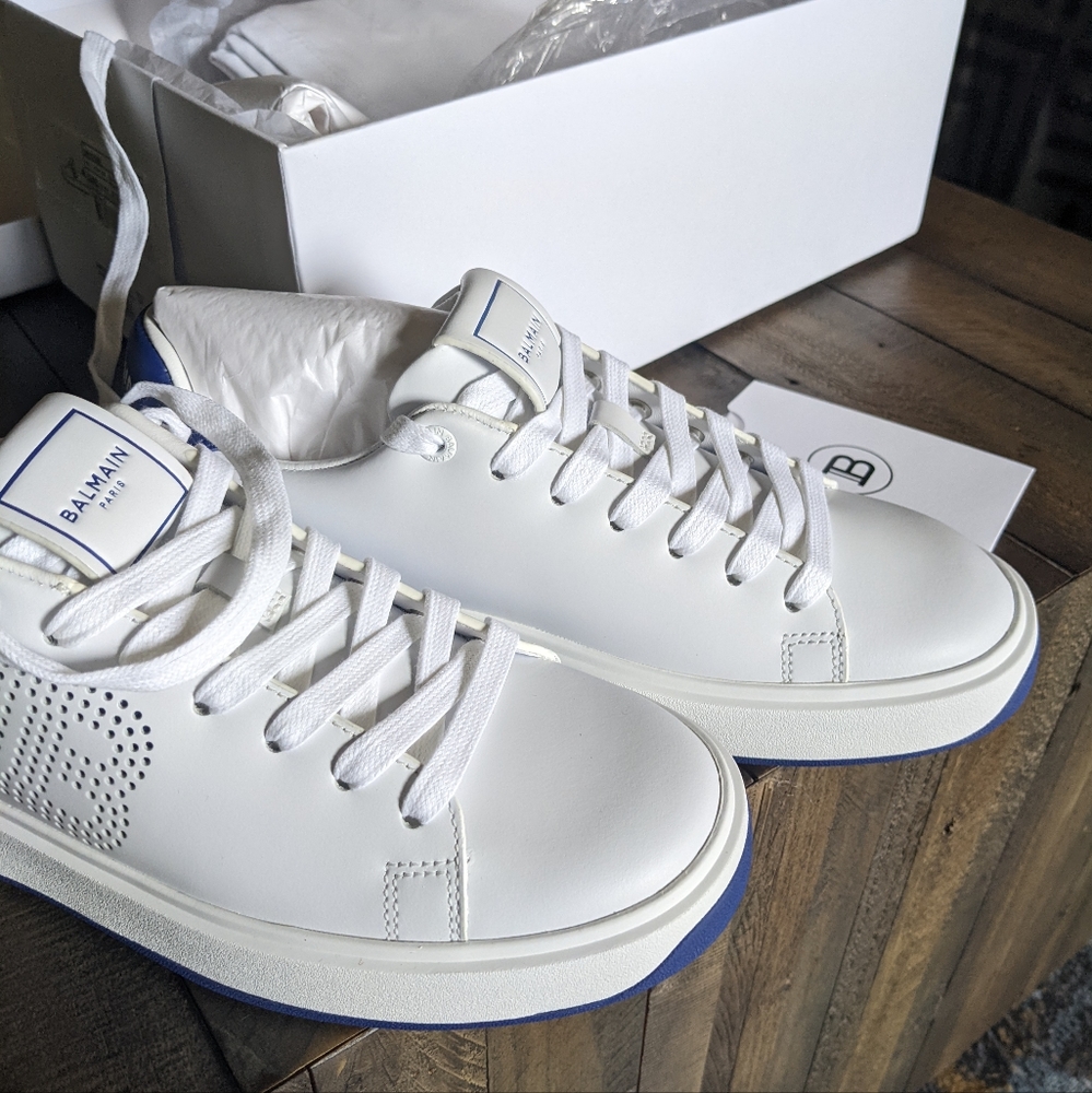 Balmain B Court Perforated Leather S Low Tops